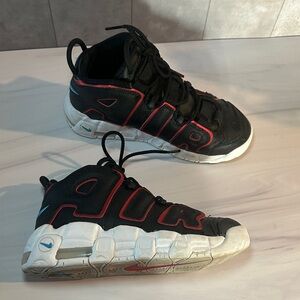 Nike air Kids Black and Red Sneakers